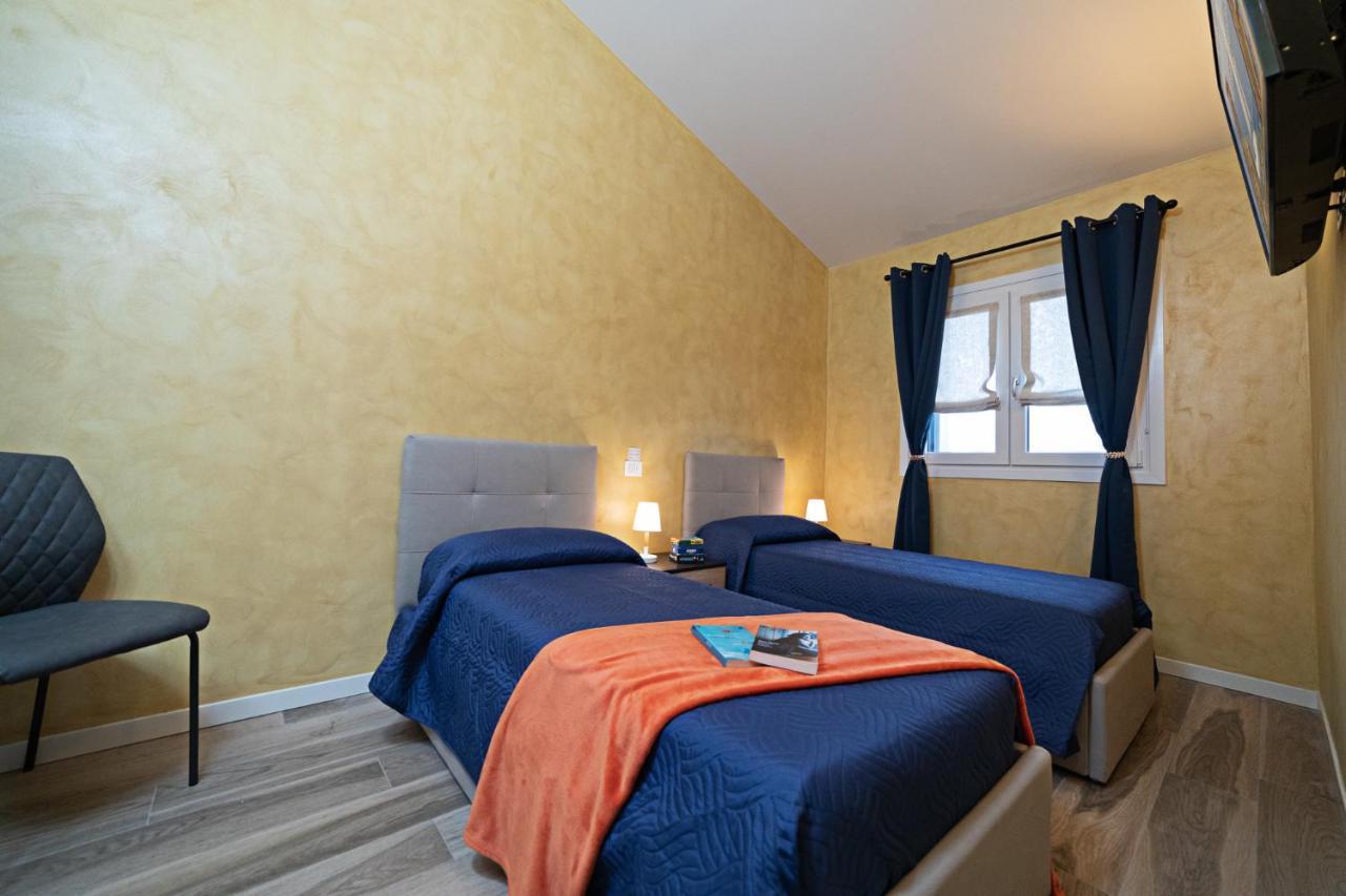 The Place - Regarda Travel Lazise Dış mekan fotoğraf